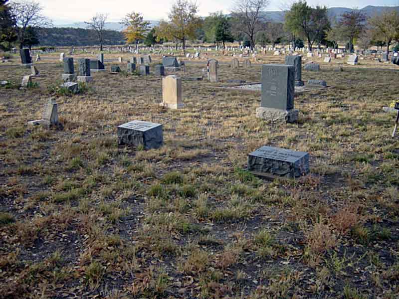 Lakeside Cemetery