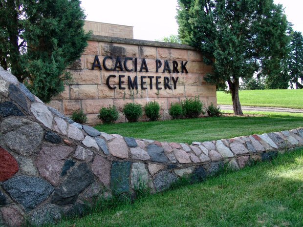 Acacia Park Cemetery
